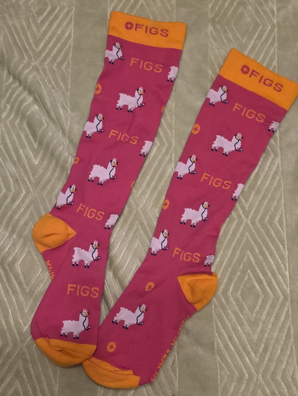 New Figs Compression Socks Pink Llama